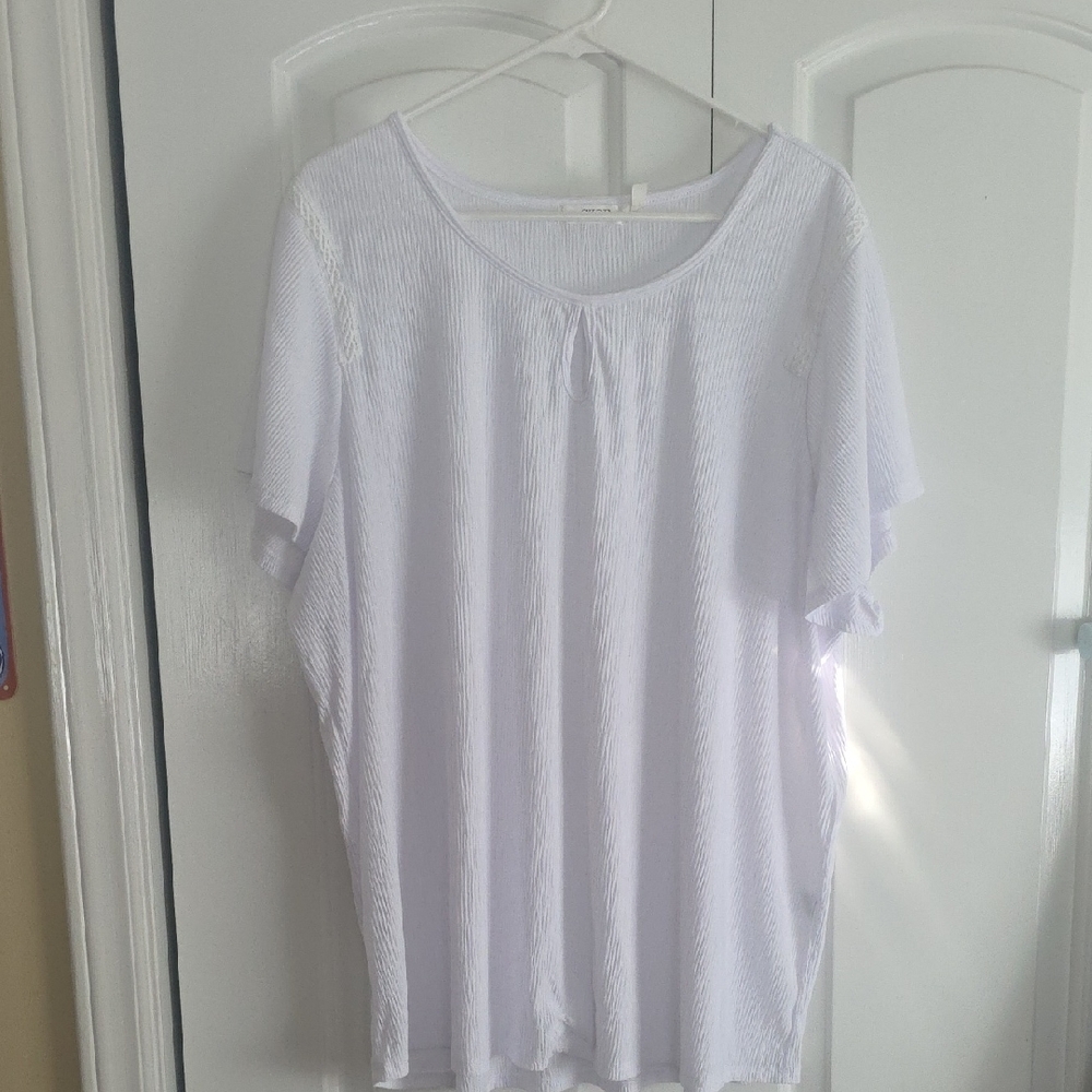 Classic White Short Sleeve Women's Top